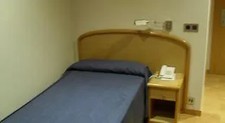 Hotell Tanit 3*