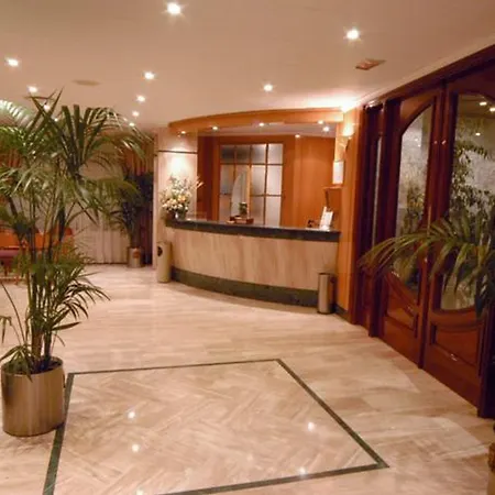 Hotell Tanit Benidorm