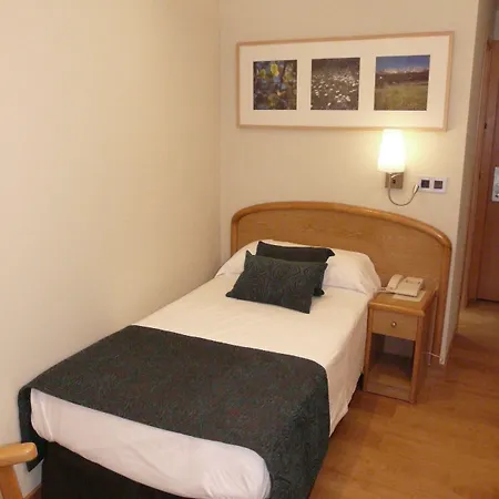 Tanit Hotel
