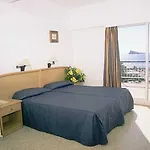 فندق Tanit 3*
