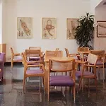 Tanit Hotel 3*