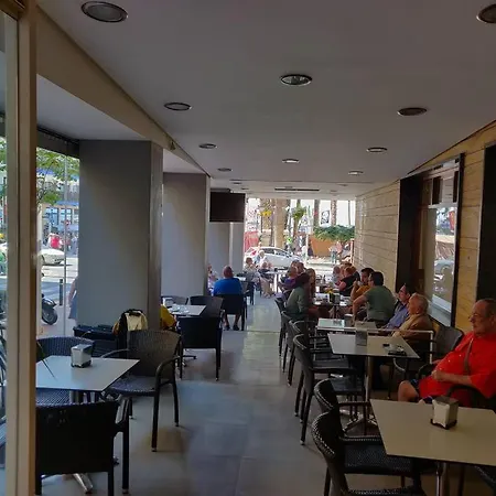 Tanit Отель Бенидорм