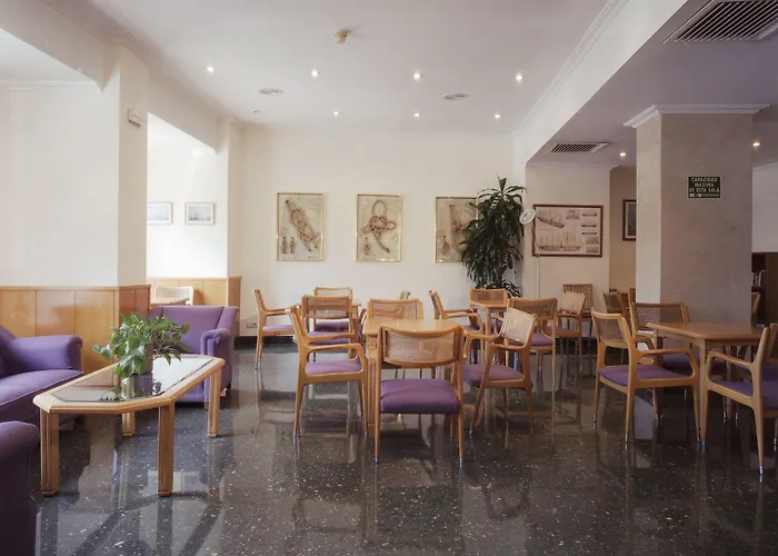 Hotel Tanit 3*