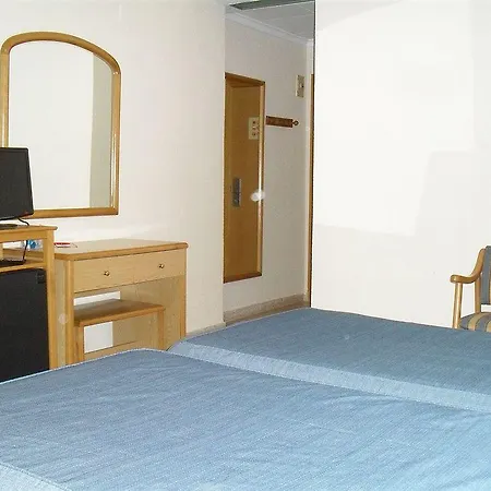 Hotel Tanit 3*